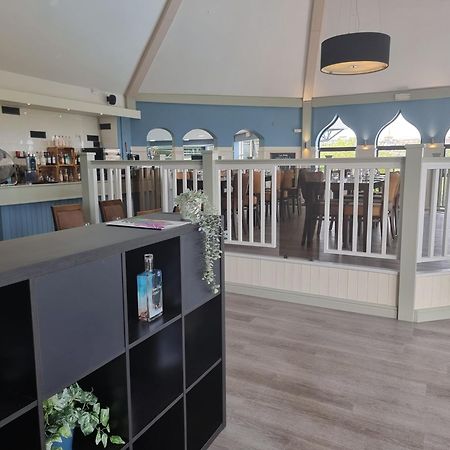 Static Caravan To Hire , Hoburne Devon Bay Hotell Goodrington Exteriör bild