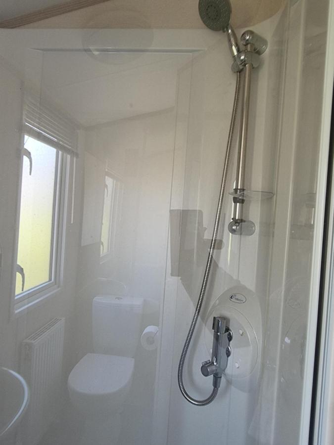 Static Caravan To Hire , Hoburne Devon Bay Hotell Goodrington Exteriör bild
